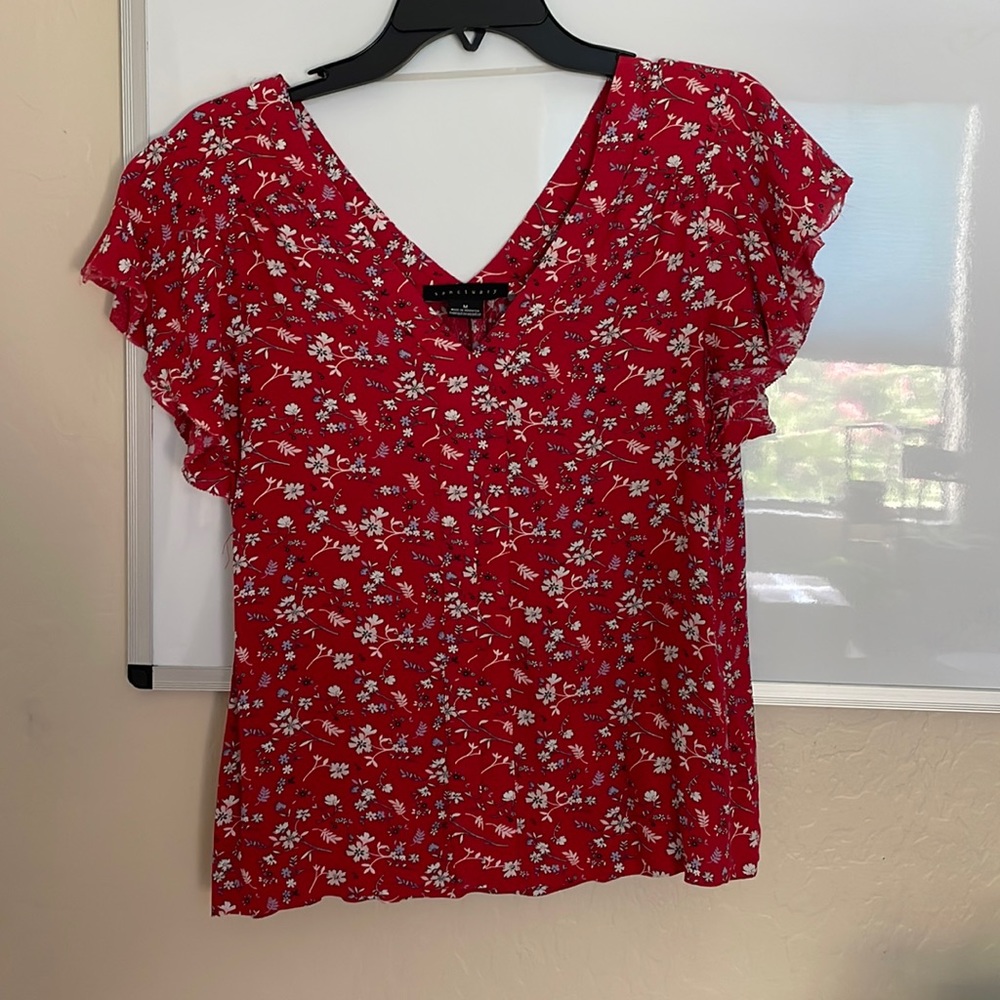 Women’s Sanctuary floral blouse